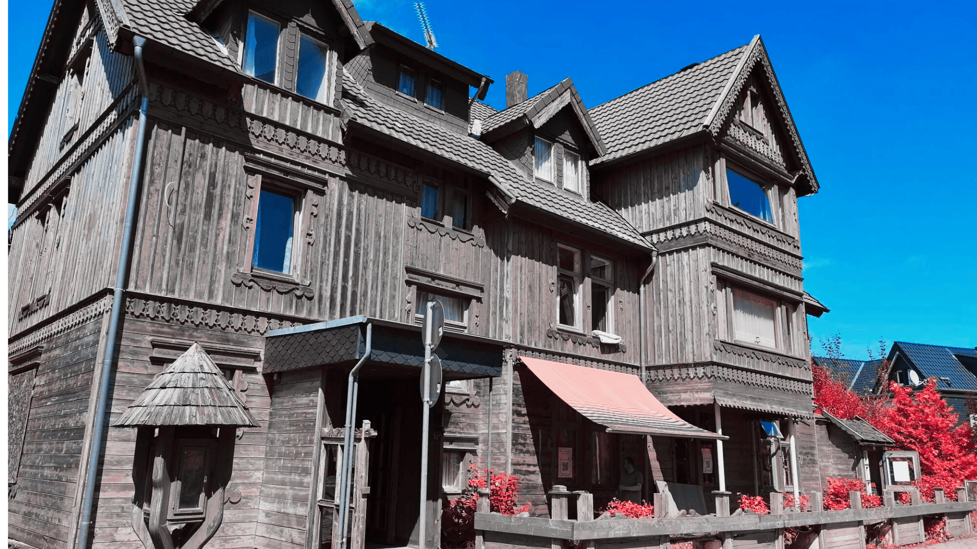 Hotel Viktoria Luise - Historische Holzfassade von 1910 in Hahnenklee, Harz